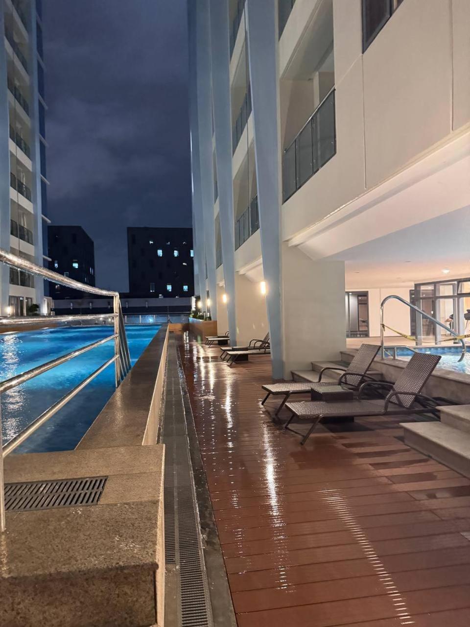 L Condotel Paranaque City Zewnętrze zdjęcie