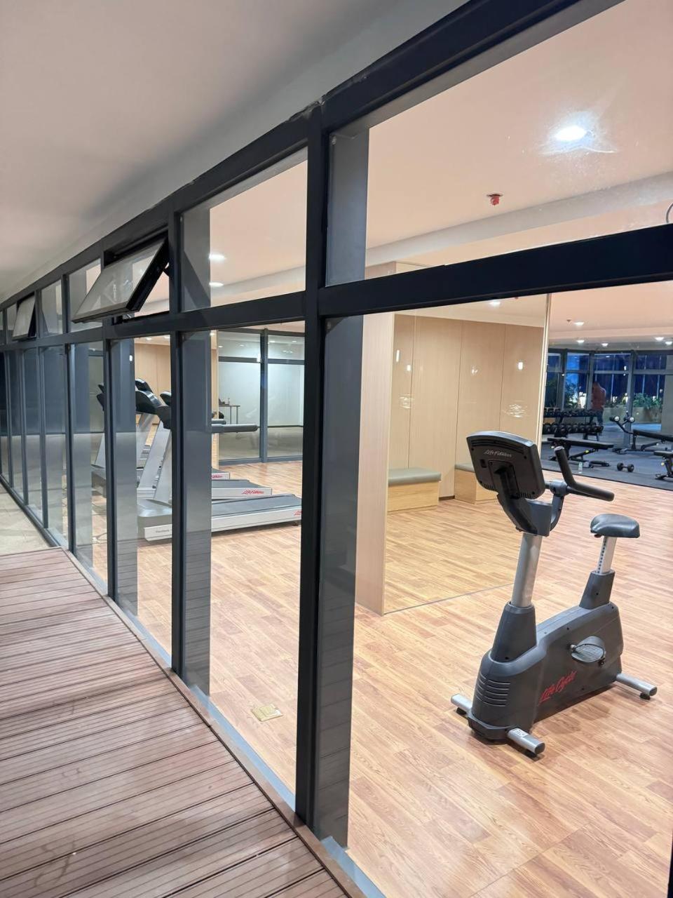 L Condotel Paranaque City Zewnętrze zdjęcie