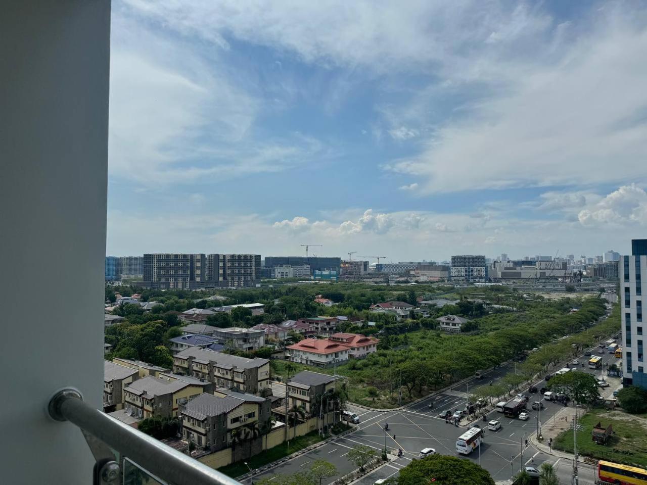 L Condotel Paranaque City Zewnętrze zdjęcie